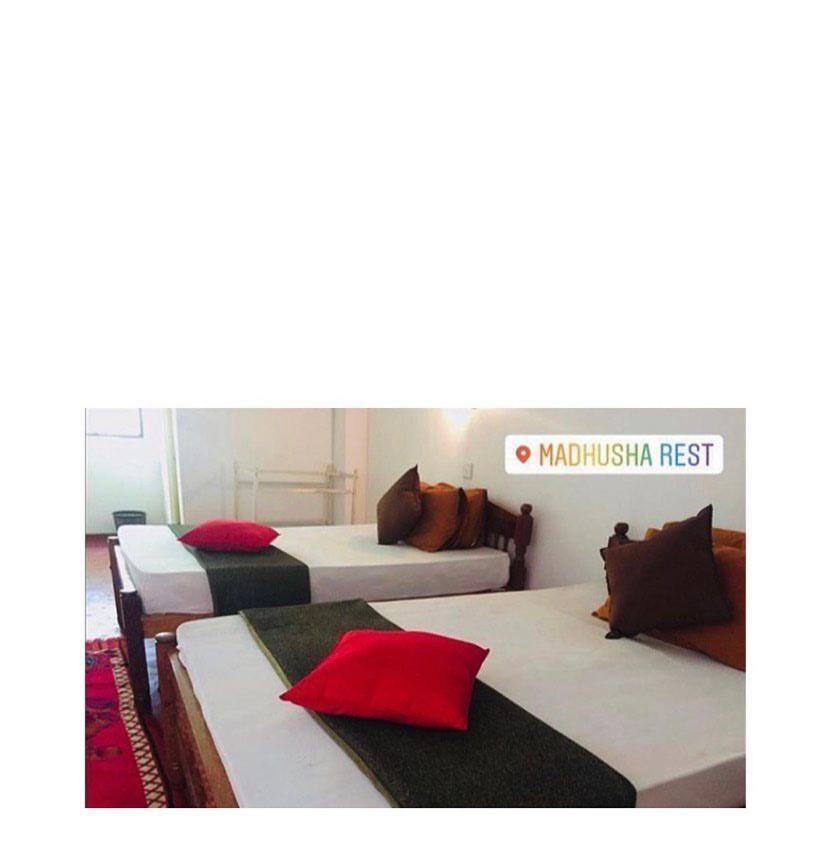 Отель Madhusha Rest Maskeliya Экстерьер фото